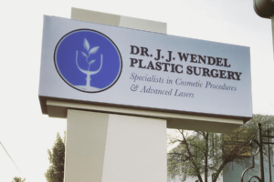 Dr. J. J. Wendel Plastic Surgery facility sign