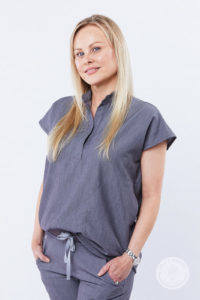 Headshot of Jill Robbins in scrubs